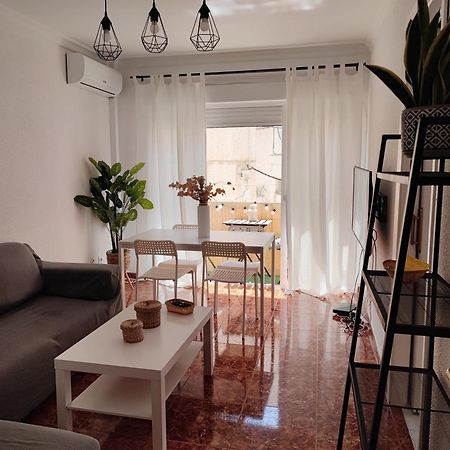 Apartamento Descanso y diversión en pleno centro de Almuñécar Exterior foto